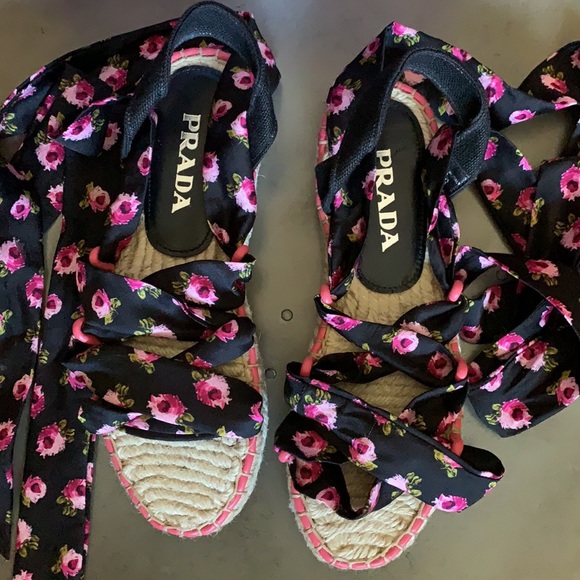 Prada Wraparound sandals - Picture 3 of 7